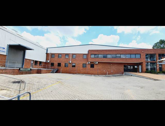 1,907.53M² WAREHOUSE TO LET IN OLIVEDALE
